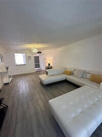 11 Willowbrook Ln photo'