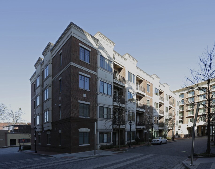 155 River Pl in Greenville, SC - Foto de edificio