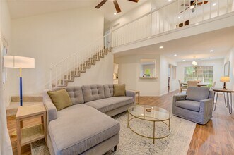 56 E Village Knoll Cir in The Woodlands, TX - Building Photo - Building Photo