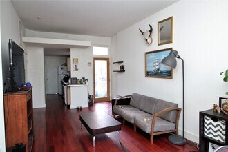 2929 W Girard Ave in Philadelphia, PA - Building Photo - Building Photo