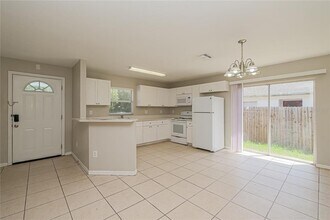 2627 E Chelsea St in Tampa, FL - Building Photo - Building Photo