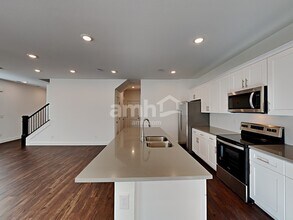 8957 Tiger Tooth Ave in Las Vegas, NV - Building Photo - Building Photo