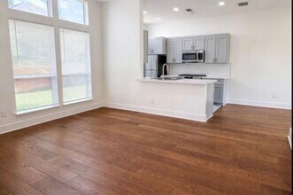 6327 Southwood Ct N in Houston, TX - Building Photo - Building Photo