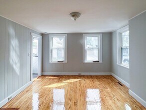 25 Common St in Weymouth, MA - Building Photo - Building Photo