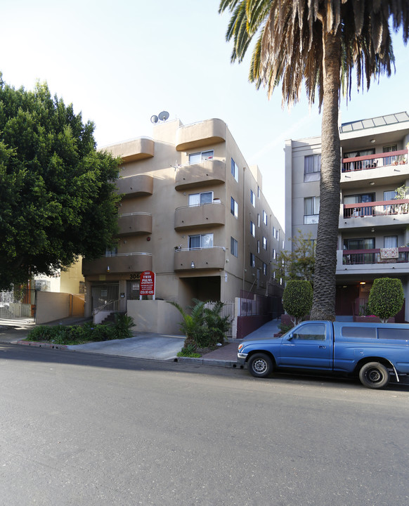 Twin Palms Apartments in Los Angeles, CA - Foto de edificio