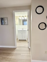 5 Louisburg Square in Nashua, NH - Building Photo - Building Photo