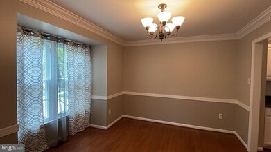 8688 Wheatfield Way in Ellicott City, MD - Building Photo - Building Photo