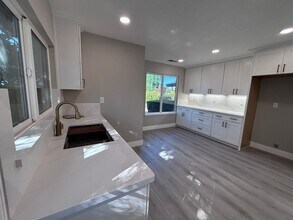 3295 Ravenswood Way in San Jose, CA - Building Photo - Building Photo