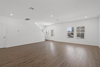 1512 Weatherford Ln in Leander, TX - Building Photo - Building Photo