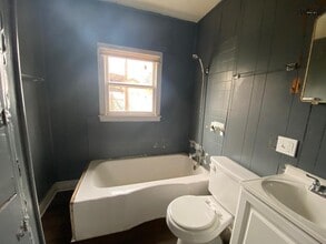 2102 Jones St in Wichita Falls, TX - Building Photo - Building Photo