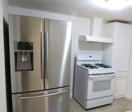 8006 Avenue B in Houston, TX - Building Photo - Building Photo