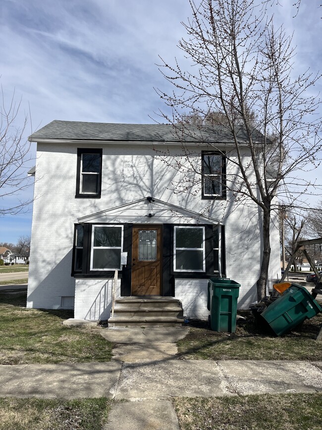 102 E Stanton St, Unit 2