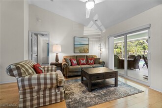 693 St Andrews Blvd in Naples, FL - Building Photo - Building Photo