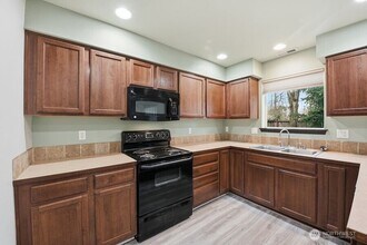 17603 79th Ave Ct E in Puyallup, WA - Building Photo - Building Photo