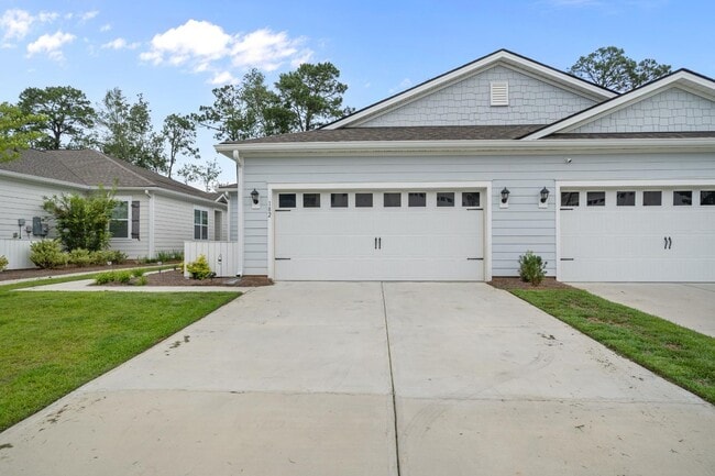 property at 182 Holloway Hl