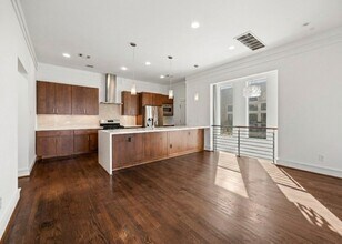 5707 Schuler St in Houston, TX - Building Photo - Building Photo