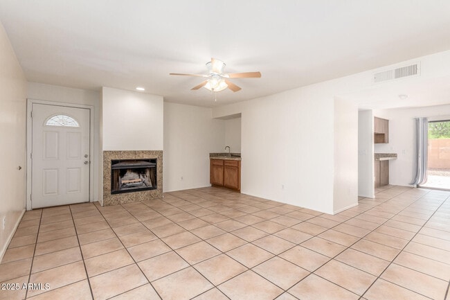 property at 13627 N Hamilton Dr