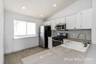 1679 Ensenada Way in Aurora, CO - Building Photo - Building Photo