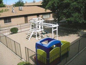 Wedgewood Place in El Paso, TX - Building Photo - Building Photo