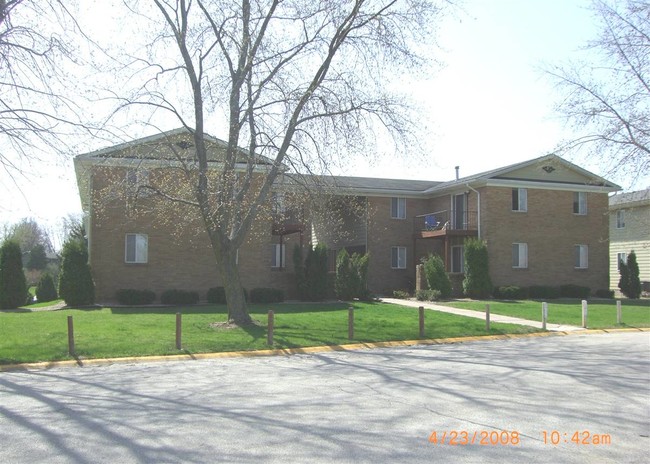 Scott County Park Condominiums in Park View, IA - Building Photo - Building Photo