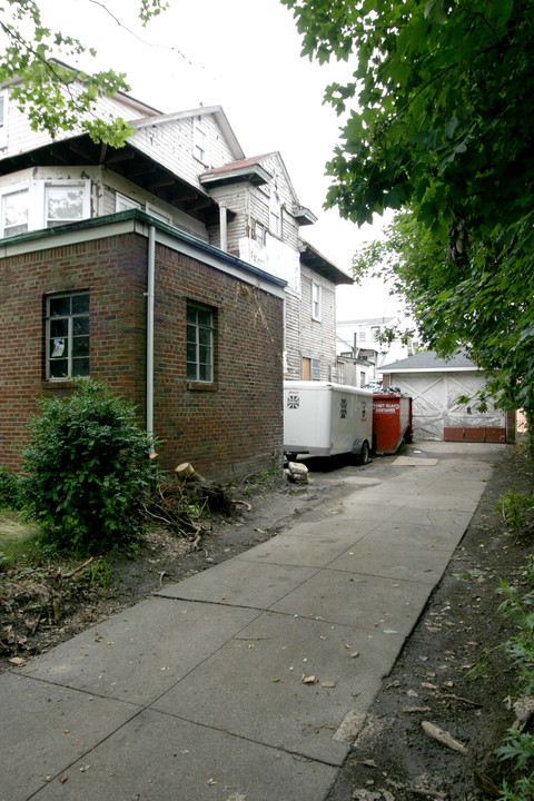 3821 Nautilus Ave in Brooklyn, NY - Foto de edificio