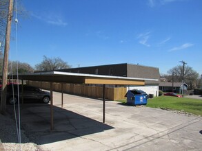 7700 Chapin Rd in Fort Worth, TX - Building Photo - Building Photo