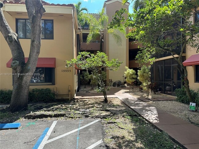 property at 15535 N Miami Lakeway
