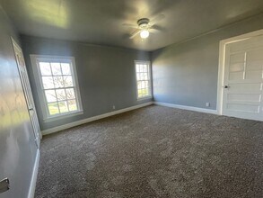 1801 S 11th St in Abilene, TX - Foto de edificio - Building Photo