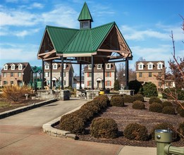 Owensboro Historic Residences in Owensboro, KY - Building Photo - Building Photo