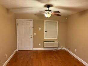 1824 7th Ave, Unit 1824 apt 1 in Huntington, WV - Foto de edificio - Building Photo