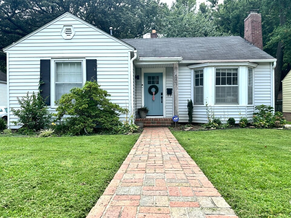 507 Elm Ave in Jonesboro, AR - Foto de edificio