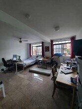 41-64 71st Street Unit in Queens, NY - Foto de edificio - Building Photo