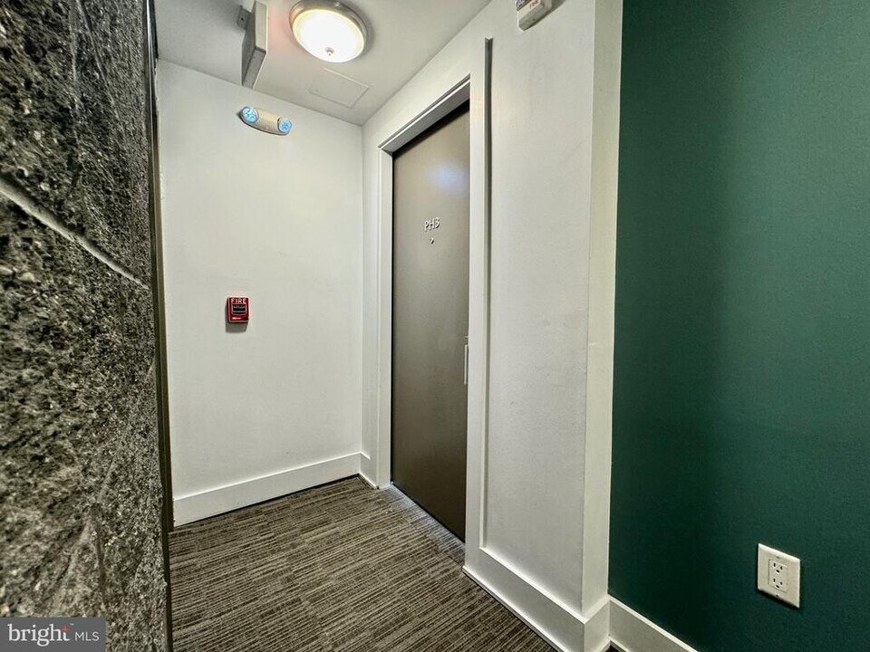 1616 11th St NW in Washington, DC - Building Photo