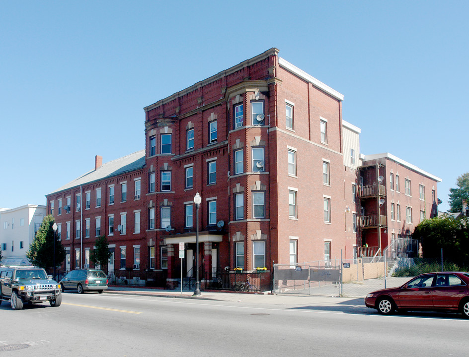 359-363 Broadway in Lawrence, MA - Building Photo