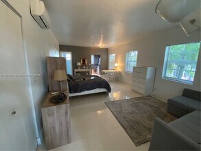 1604 Drexel Ave in Miami Beach, FL - Building Photo - Building Photo