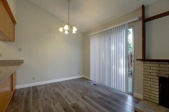 10964 Northseal Square in Cupertino, CA - Building Photo - Building Photo