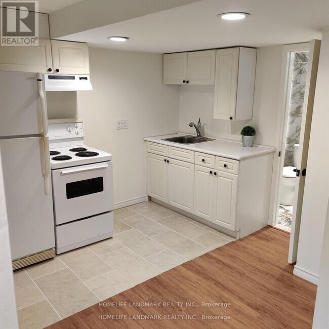 property at 2184 Buttonbush Cres