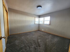 1220 10th Ave N in St. Cloud, MN - Building Photo - Building Photo