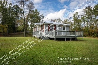 928 Garrett Cir in Adamsville, AL - Building Photo - Building Photo
