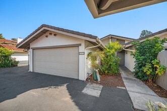 131 Saltillo Ct in Solana Beach, CA - Building Photo - Building Photo
