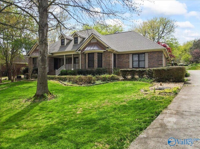 4818 SE Cv Crk Dr in Brownsboro, AL - Building Photo - Building Photo