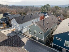 146 E South St in Fayetteville, AR - Building Photo - Building Photo