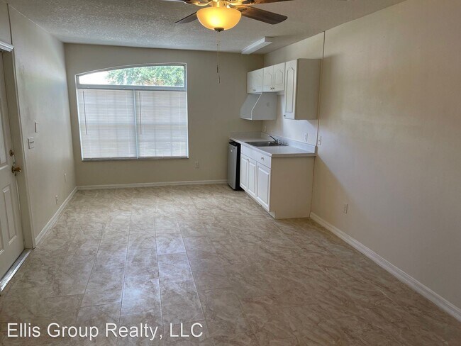 912.5 Orchid Dr photo'