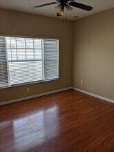 2424 Grand Central Pkwy in Orlando, FL - Building Photo - Building Photo