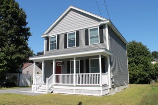 63 Dickey St in Manchester, NH - Foto de edificio - Building Photo