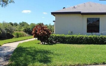 13100 S McCall Rd in Port Charlotte, FL - Foto de edificio - Building Photo
