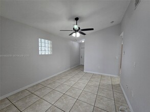 15 NE 13th Ave in Homestead, FL - Building Photo - Building Photo