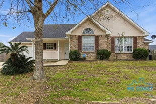 11352 Fairfield Blvd in Gulfport, MS - Building Photo