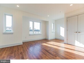 1511 Brown St in Philadelphia, PA - Building Photo - Building Photo