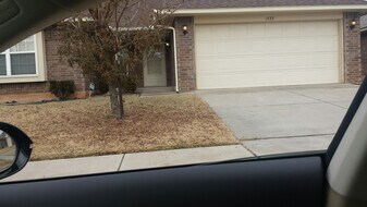 1533 NW 124th St, Unit 501 in Oklahoma City, OK - Building Photo